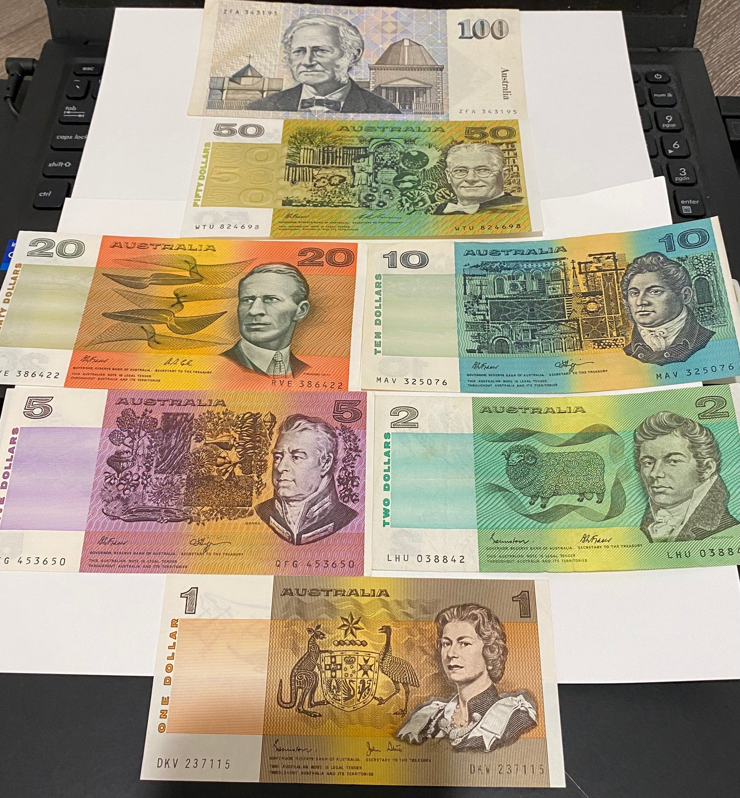 Full set of Australia paper banknotes EF - VG